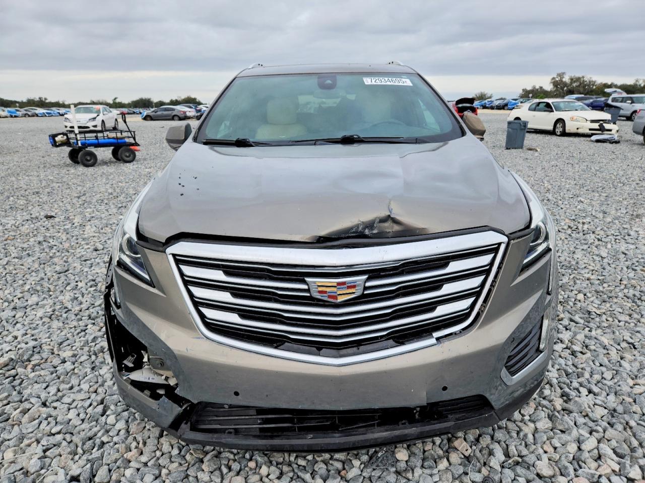 2017 CADILLAC XT5