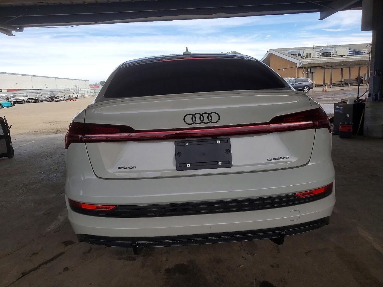 2022 AUDI e-tron Sportback