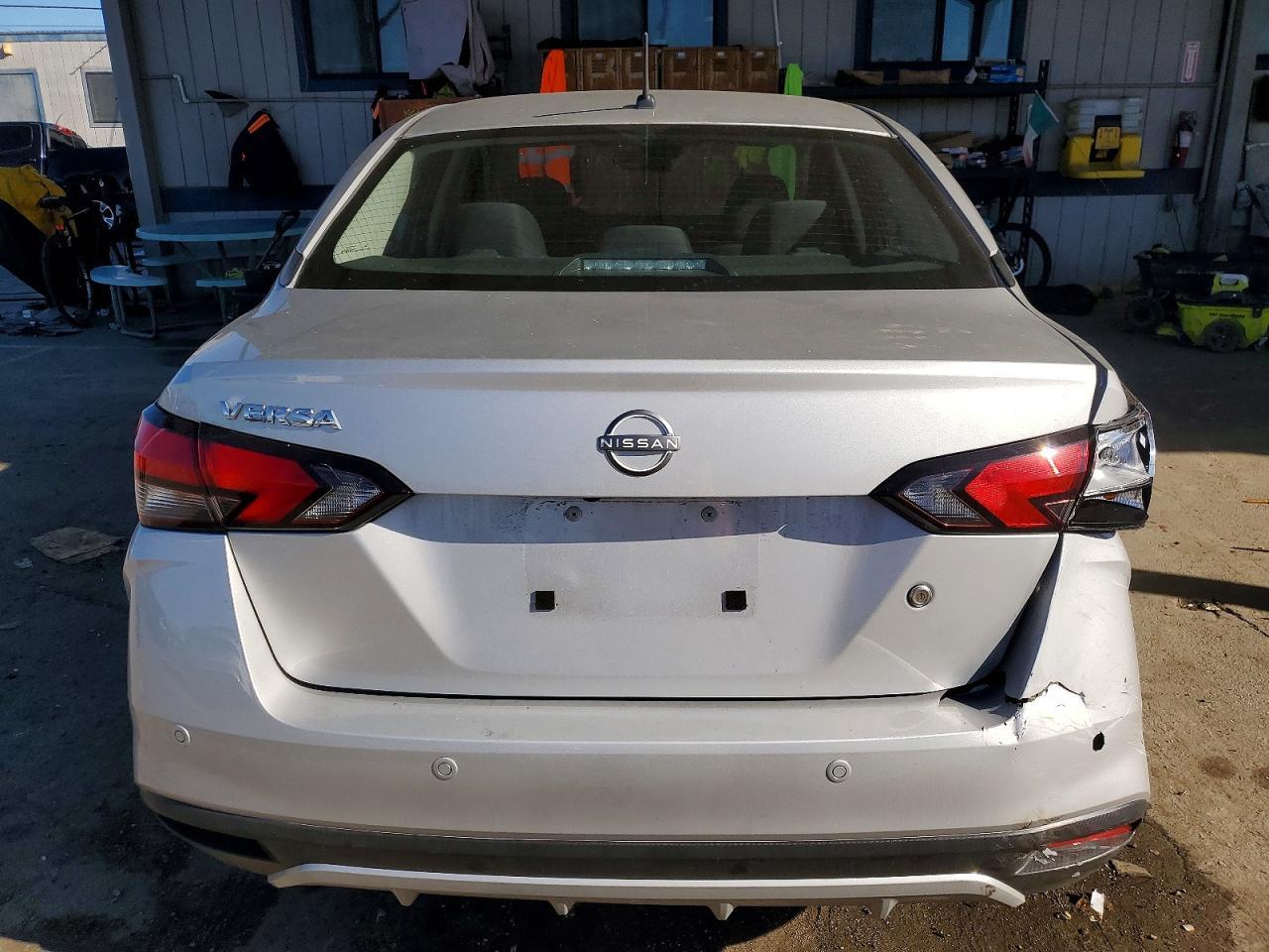 2025 NISSAN VERSA