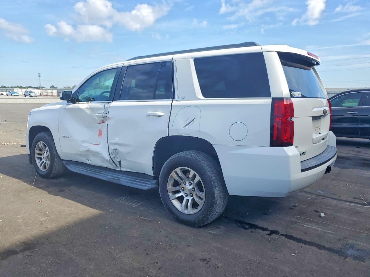 2016 CHEVROLET Tahoe