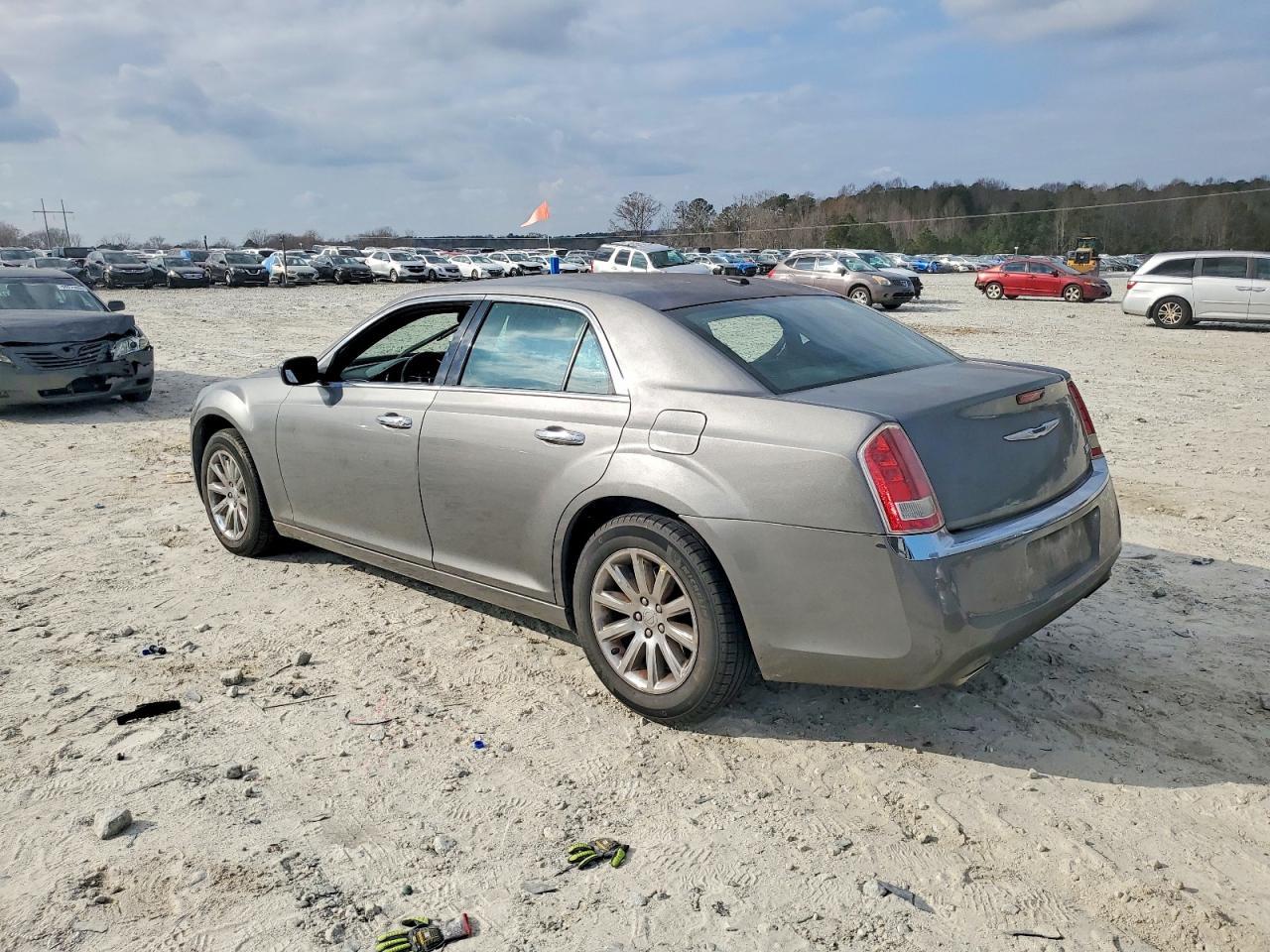 2011 CHRYSLER 300