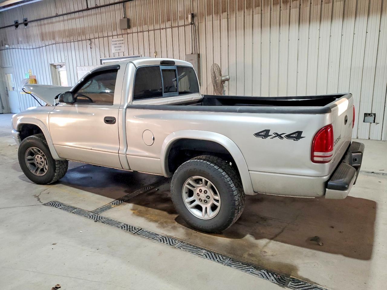 2004 DODGE Dakota