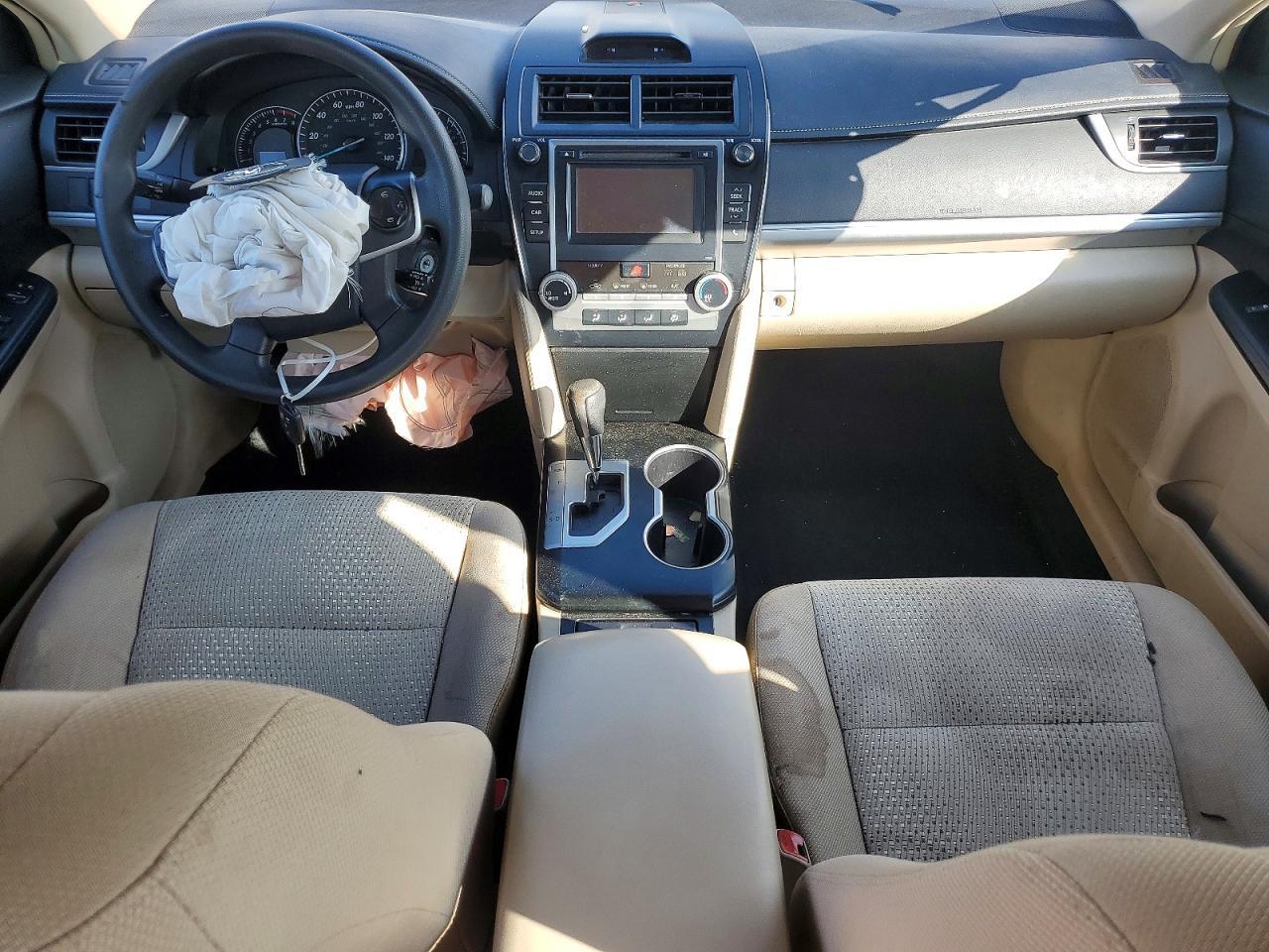 2014 TOYOTA CAMRY