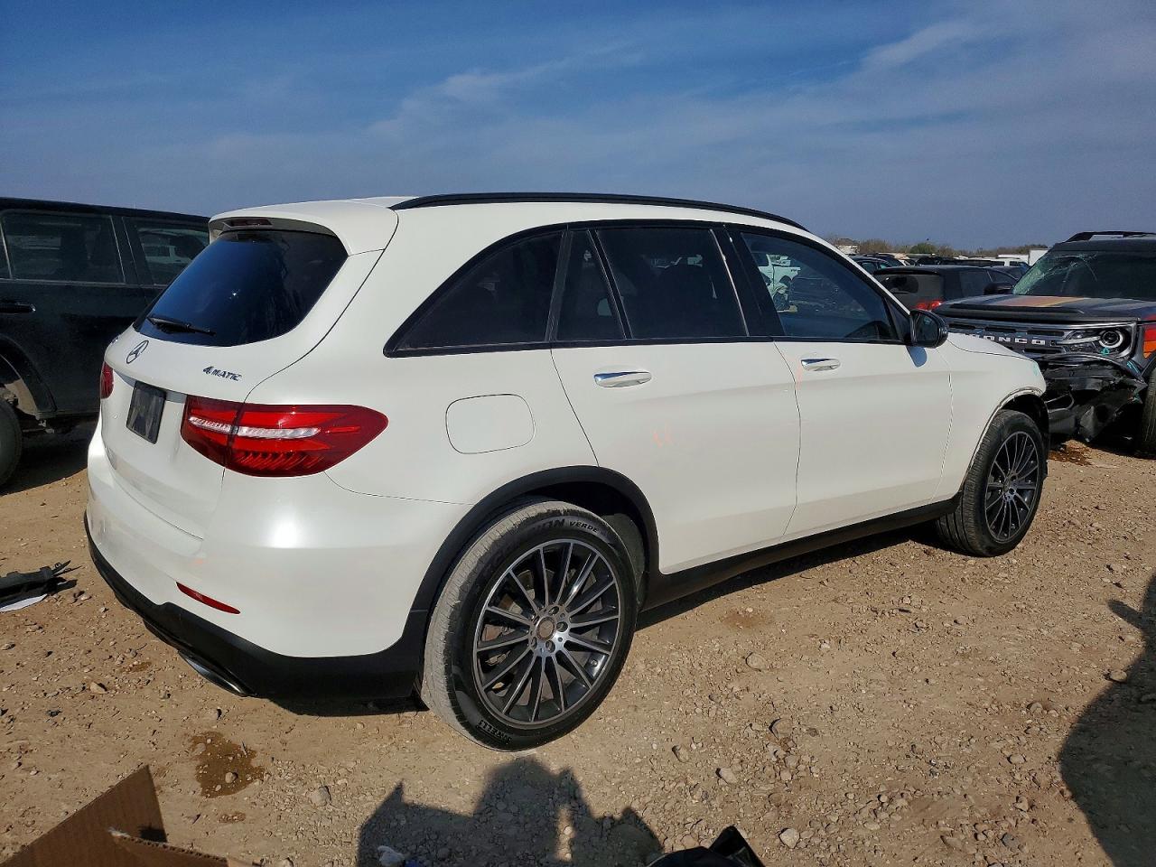 2016 MERCEDES-BENZ GLC-Class