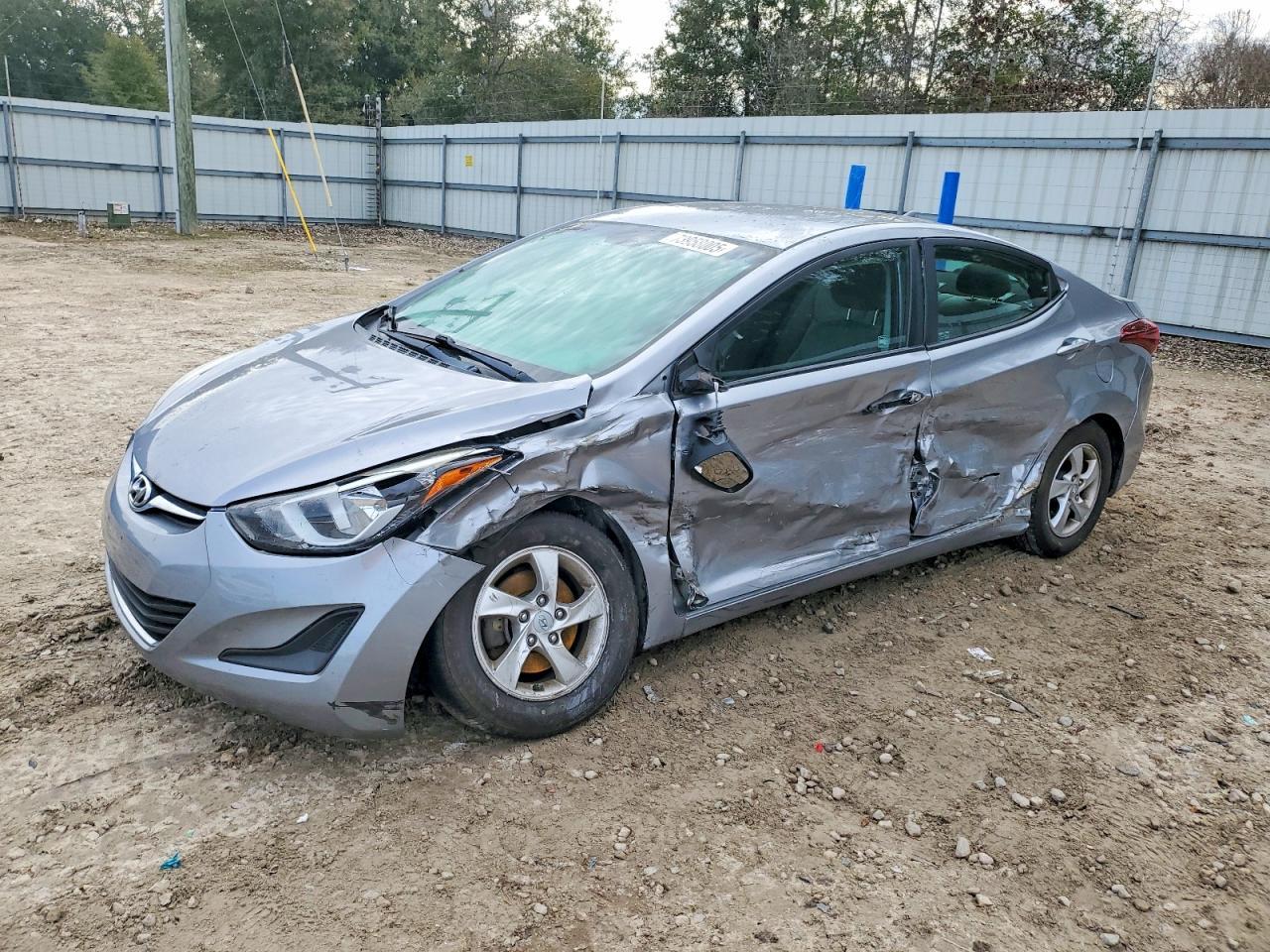 2015 HYUNDAI ELANTRA