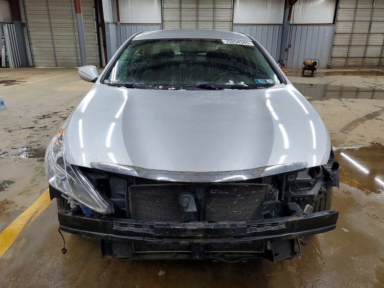 2013 HYUNDAI SONATA