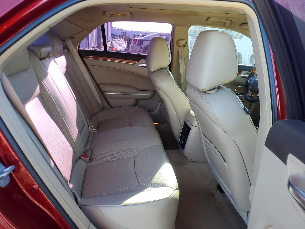 2014 CHRYSLER 300