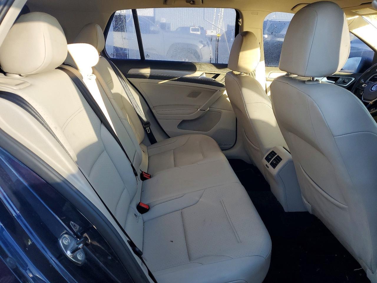 2015 VOLKSWAGEN GOLF