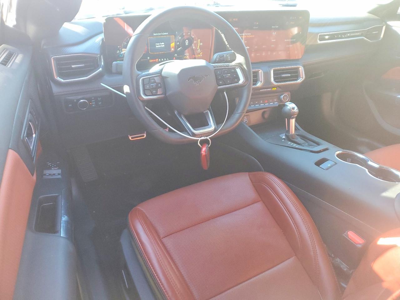 2025 FORD MUSTANG