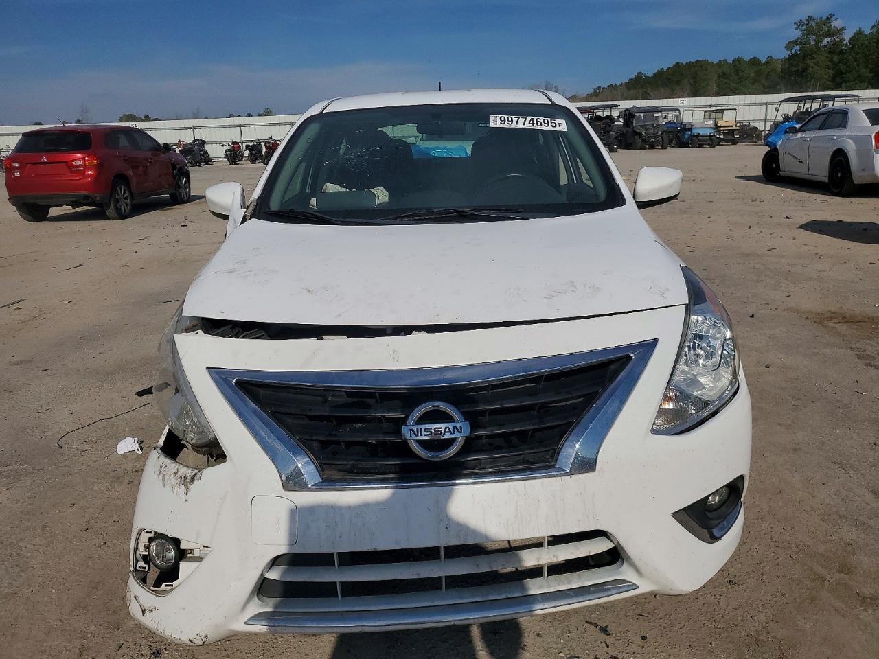 2018 NISSAN VERSA