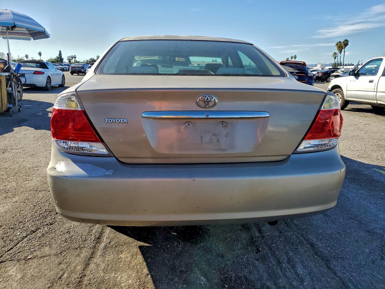 2005 TOYOTA CAMRY