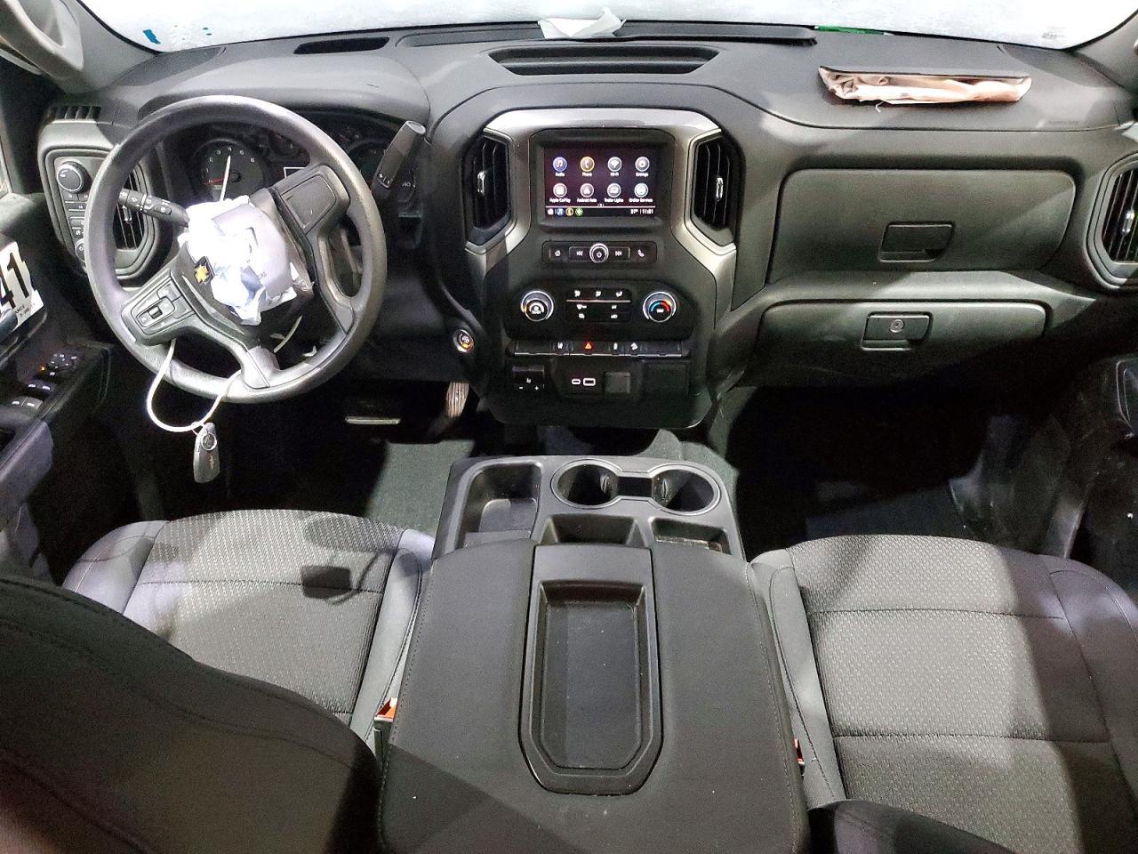 2025 CHEVROLET Silverado