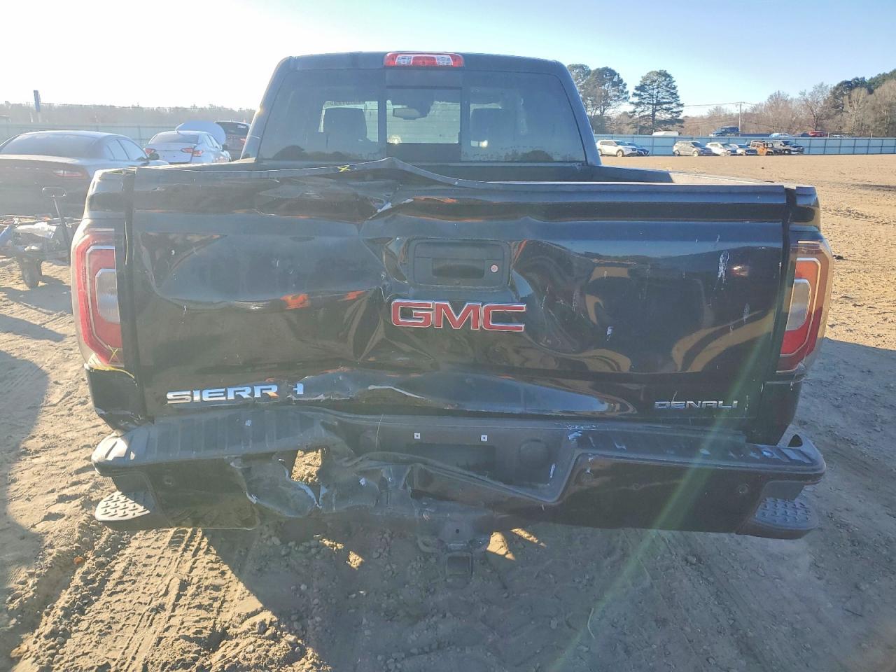 2018 GMC Sierra