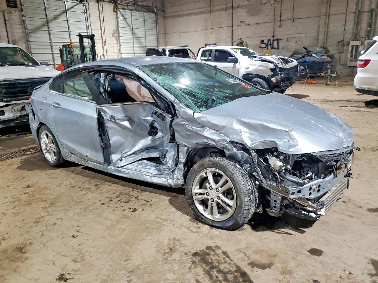 2017 CHEVROLET CRUZE