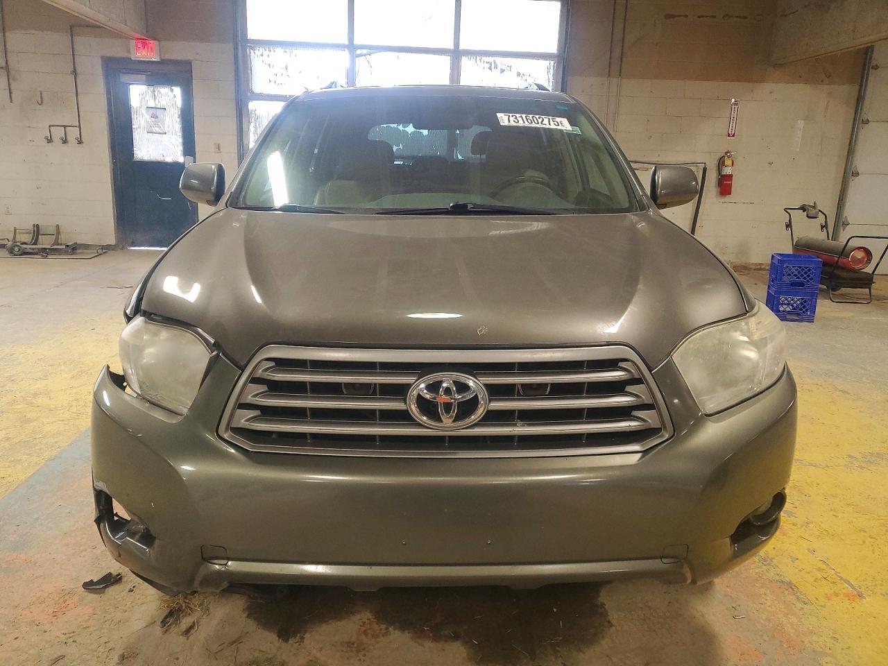 2010 TOYOTA HIGHLANDER