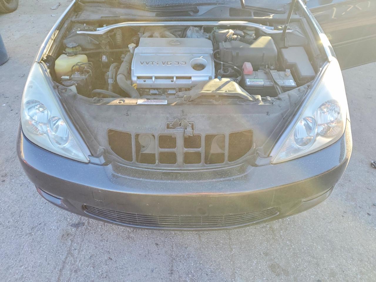 2004 LEXUS ES 330