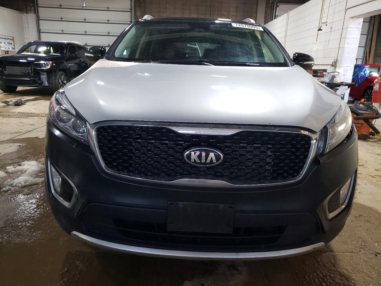 2016 KIA SORENTO