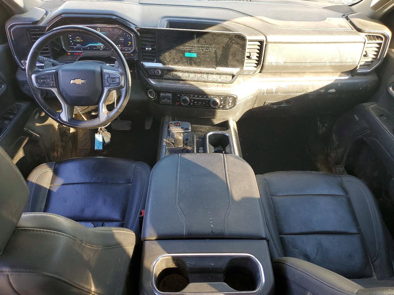 2023 CHEVROLET Silverado