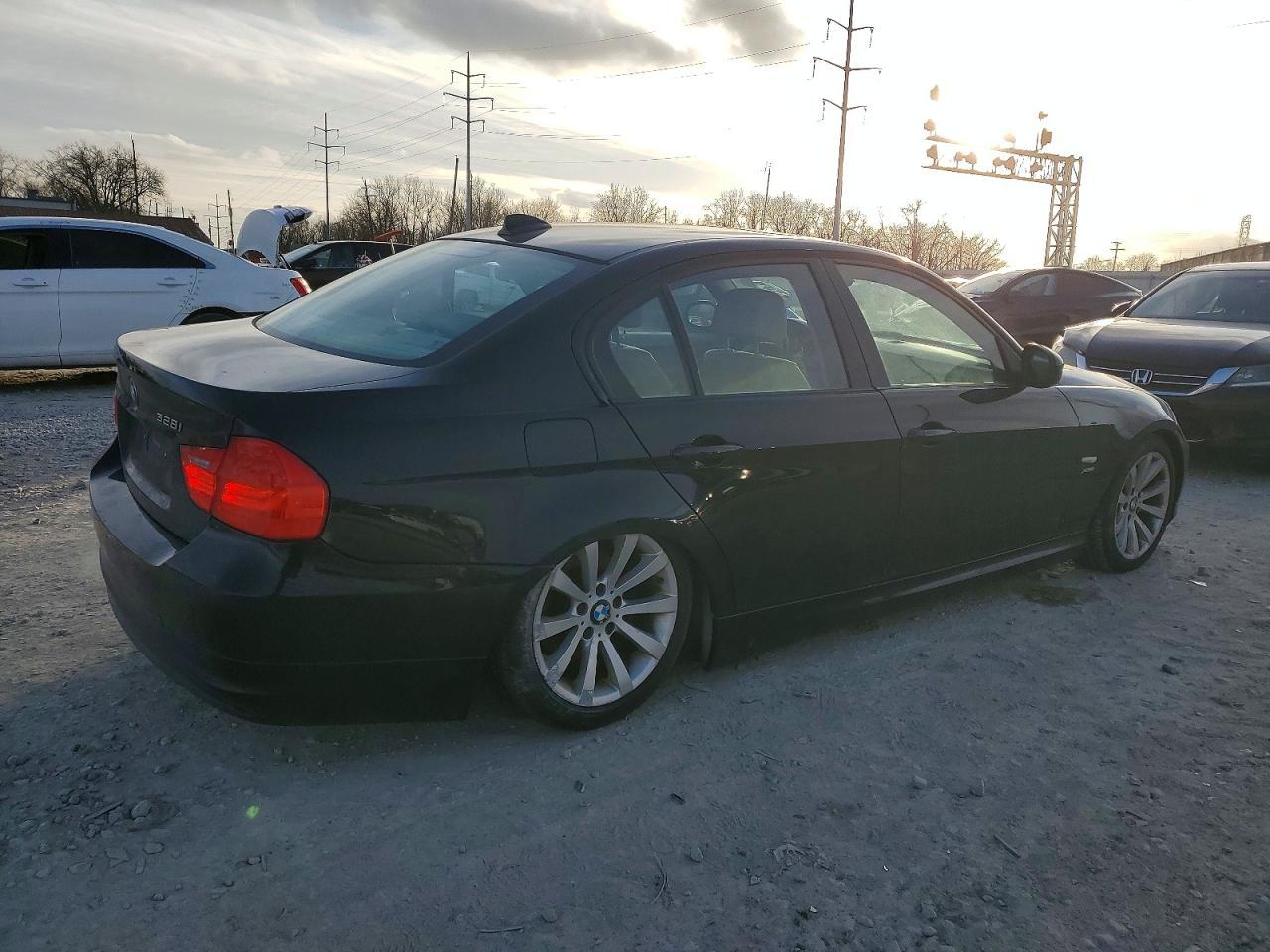 2011 BMW 3 SERIES