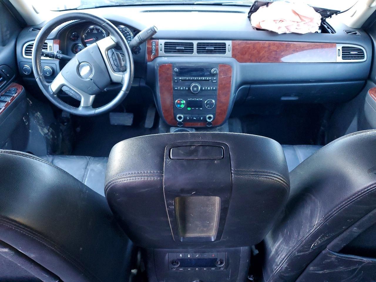 2014 CHEVROLET Suburban