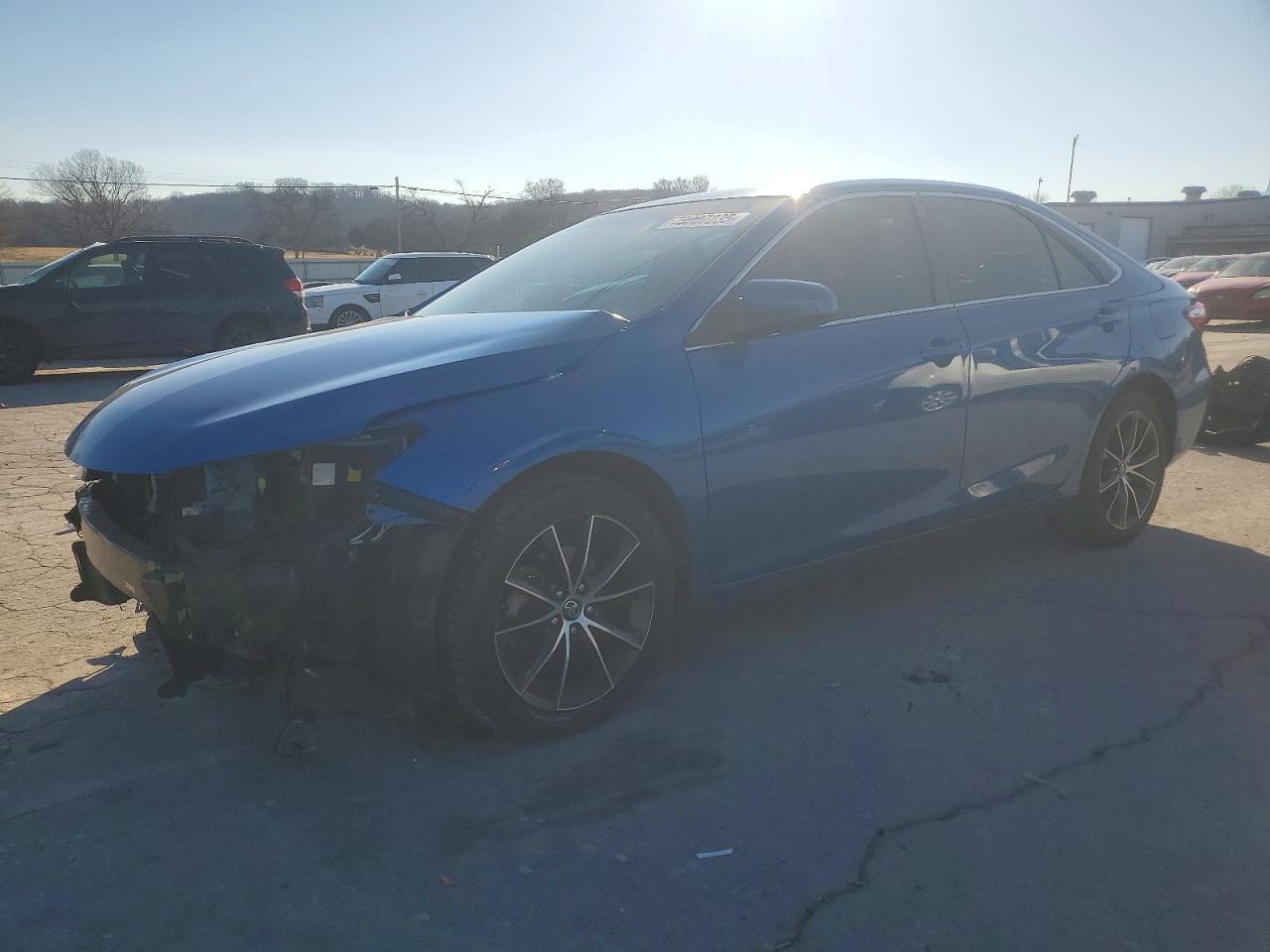 2017 TOYOTA CAMRY