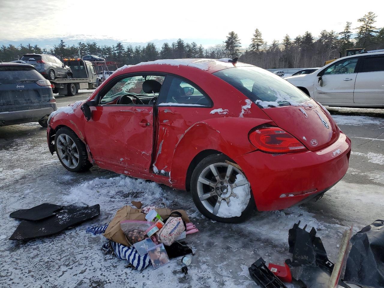 2012 VOLKSWAGEN Beetle