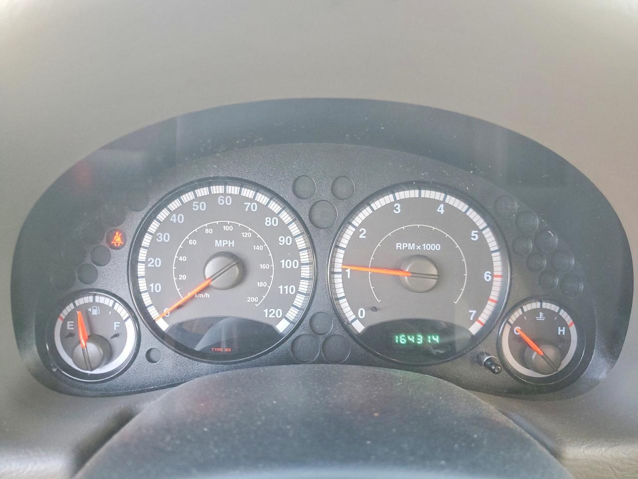 2005 JEEP Liberty