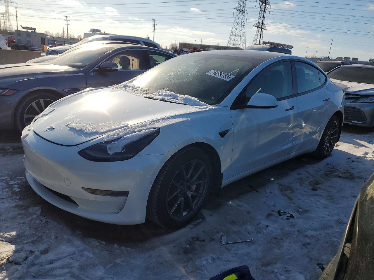 2021 TESLA MODEL 3