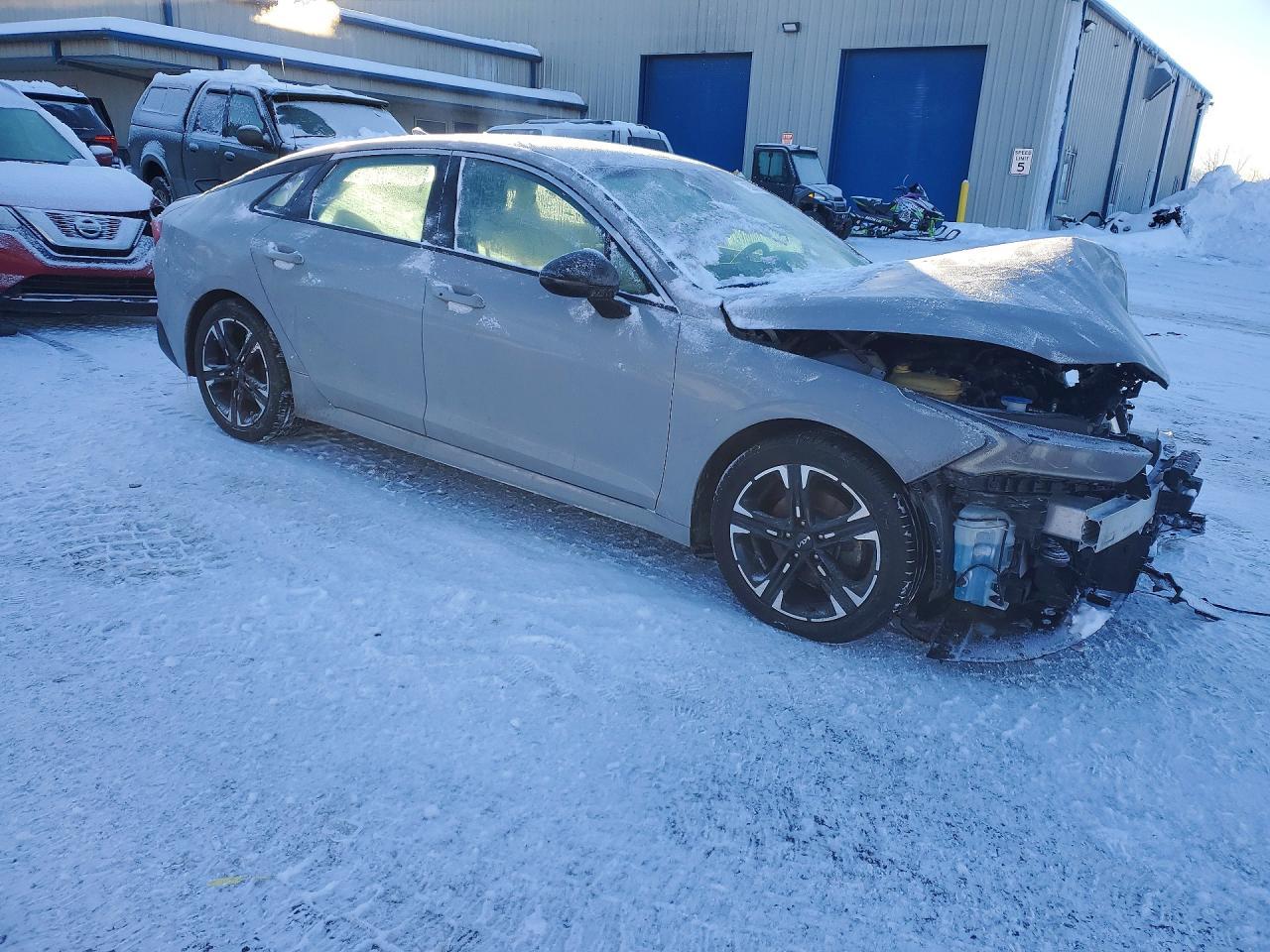 2023 KIA K5