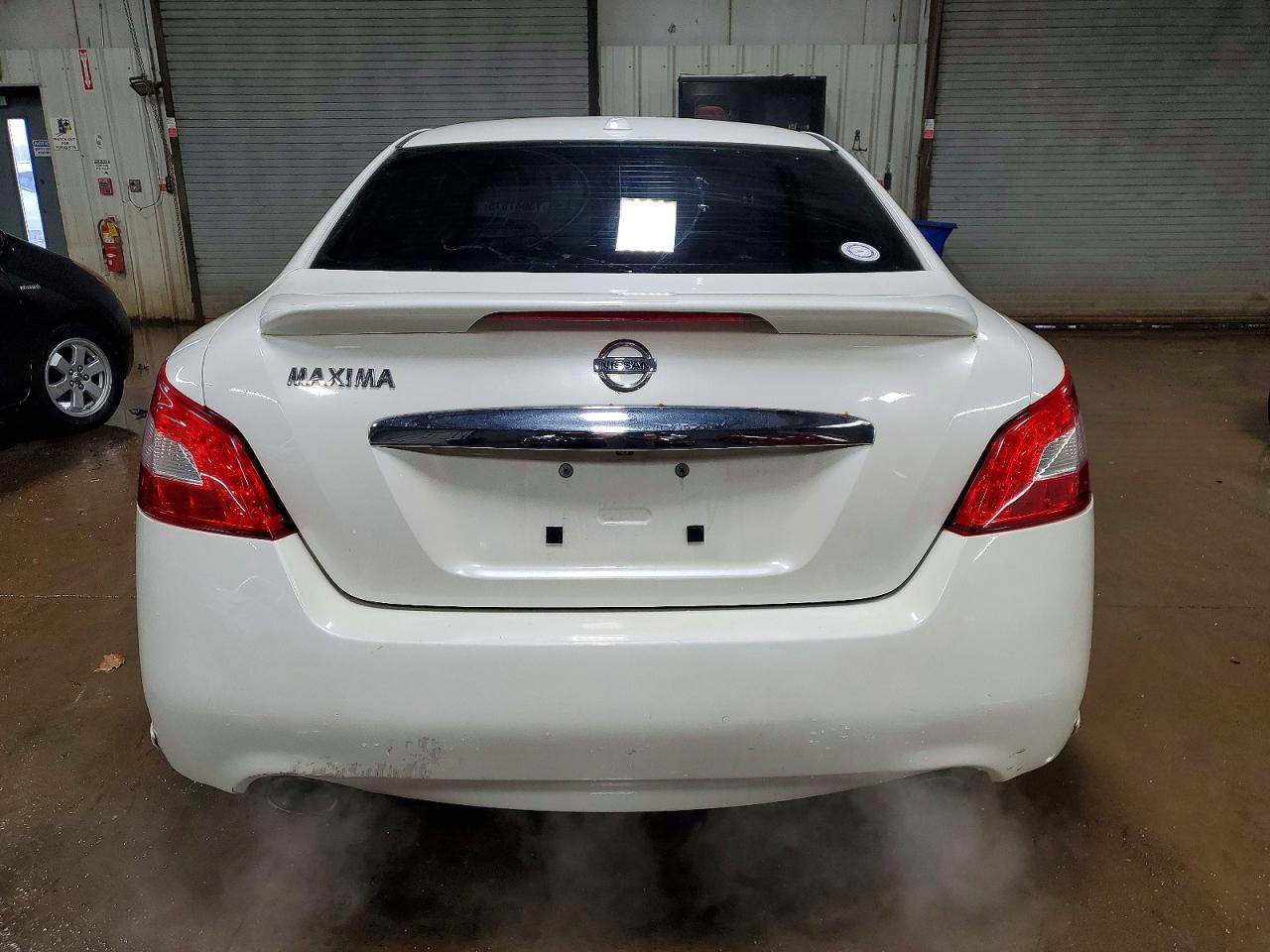 2014 NISSAN Maxima