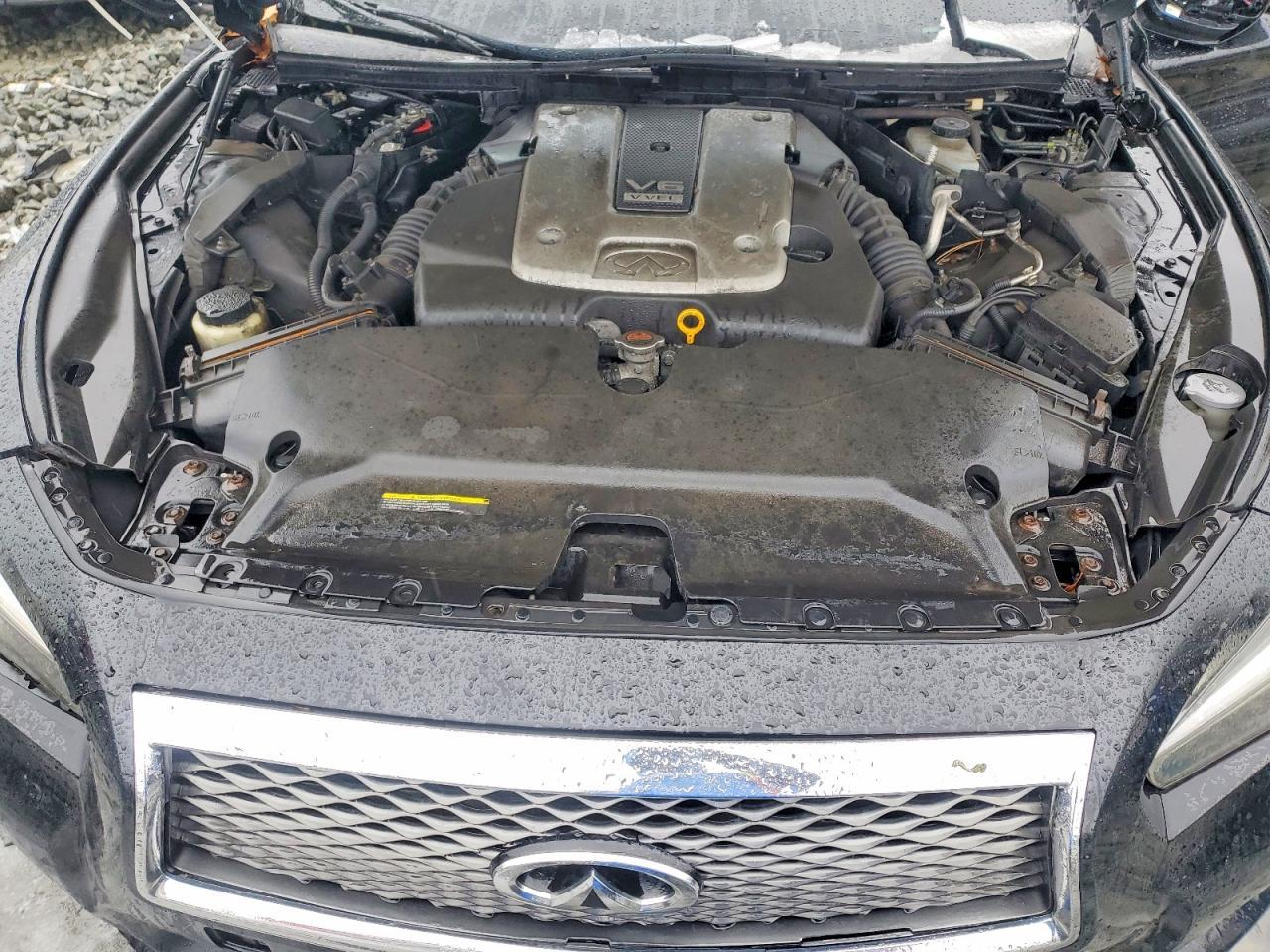 2015 INFINITI Q50