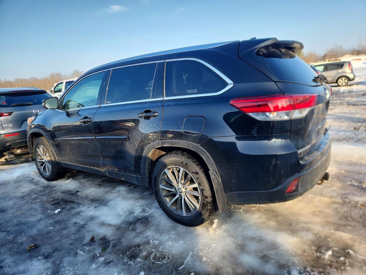 2019 TOYOTA HIGHLANDER