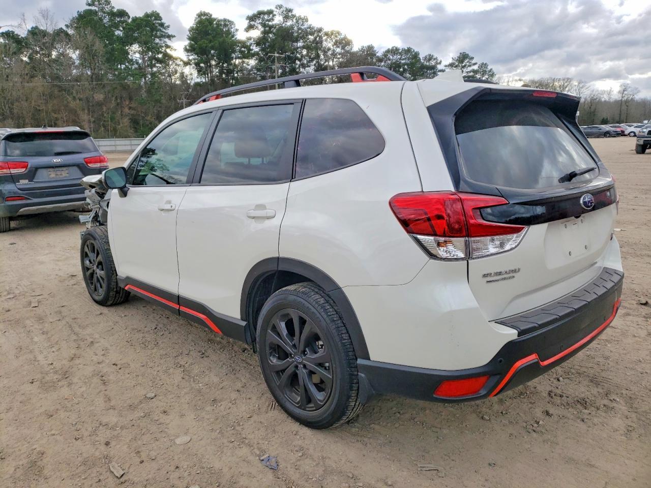 2021 SUBARU FORESTER