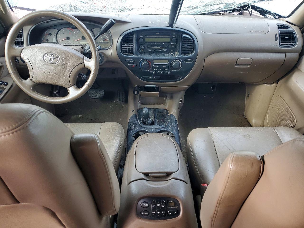 2004 TOYOTA Sequoia