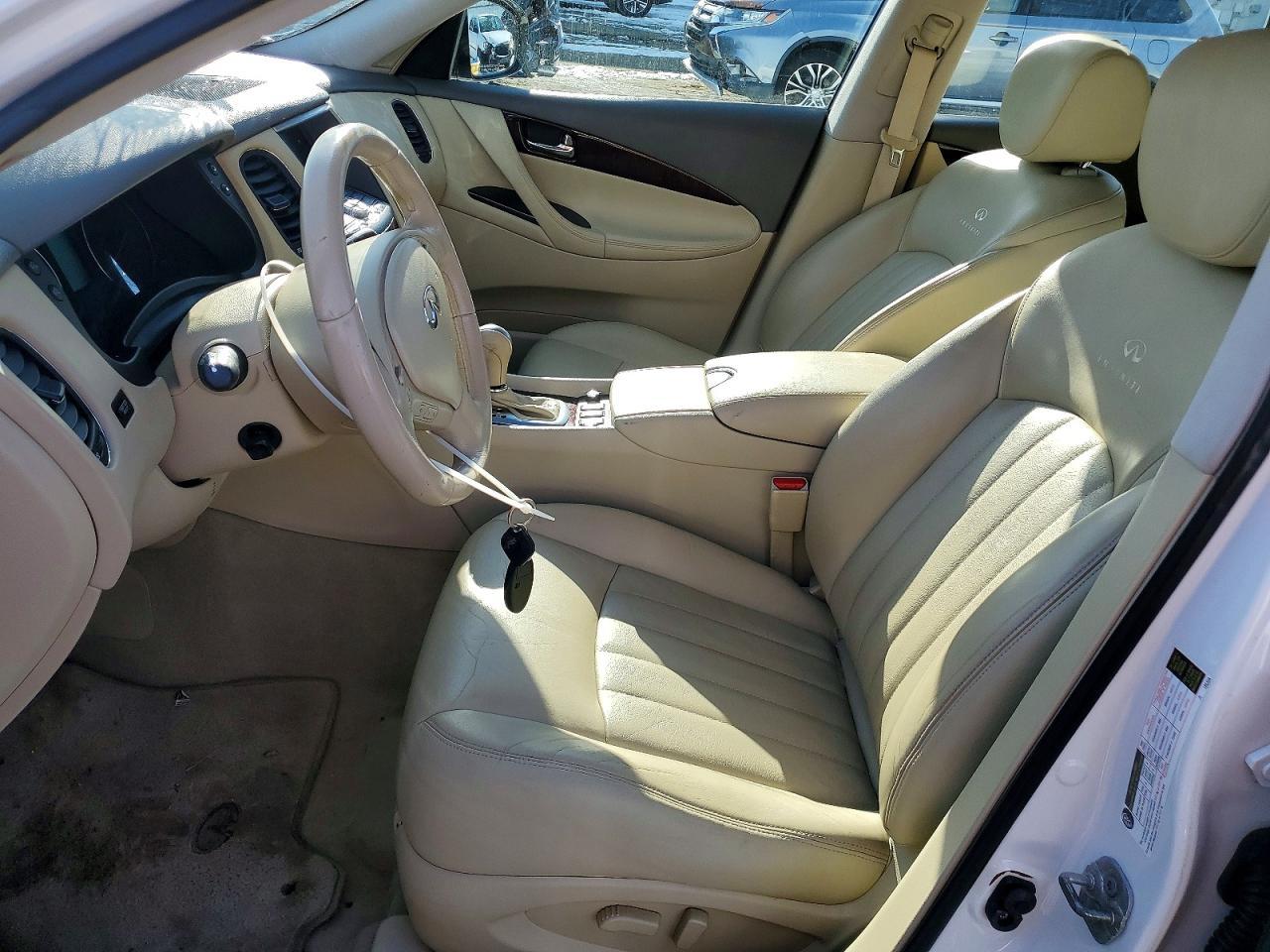 2010 INFINITI EX35