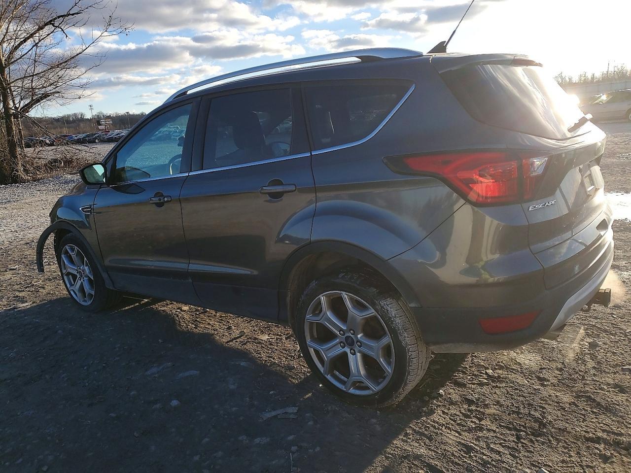 2019 FORD ESCAPE