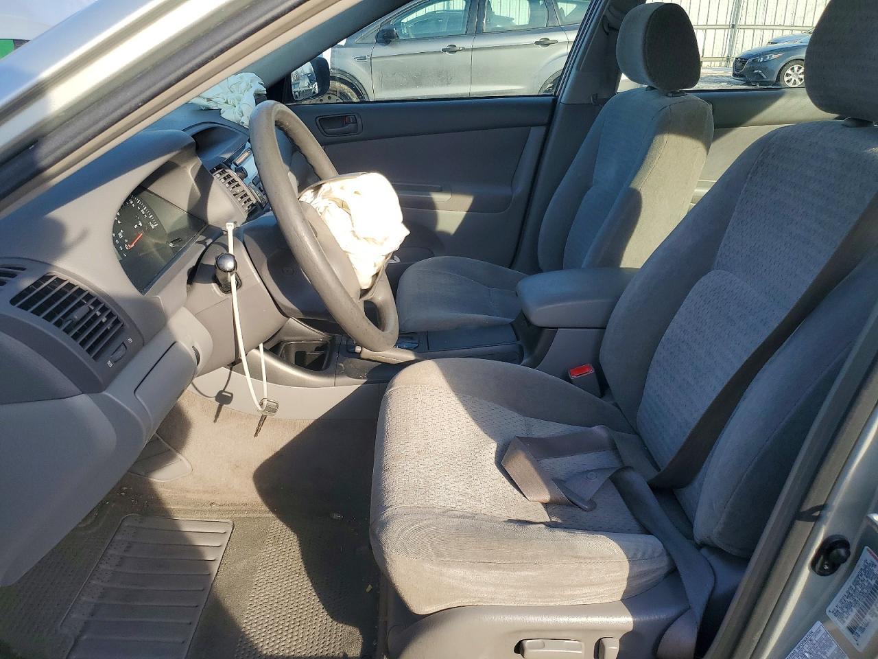 2002 TOYOTA CAMRY
