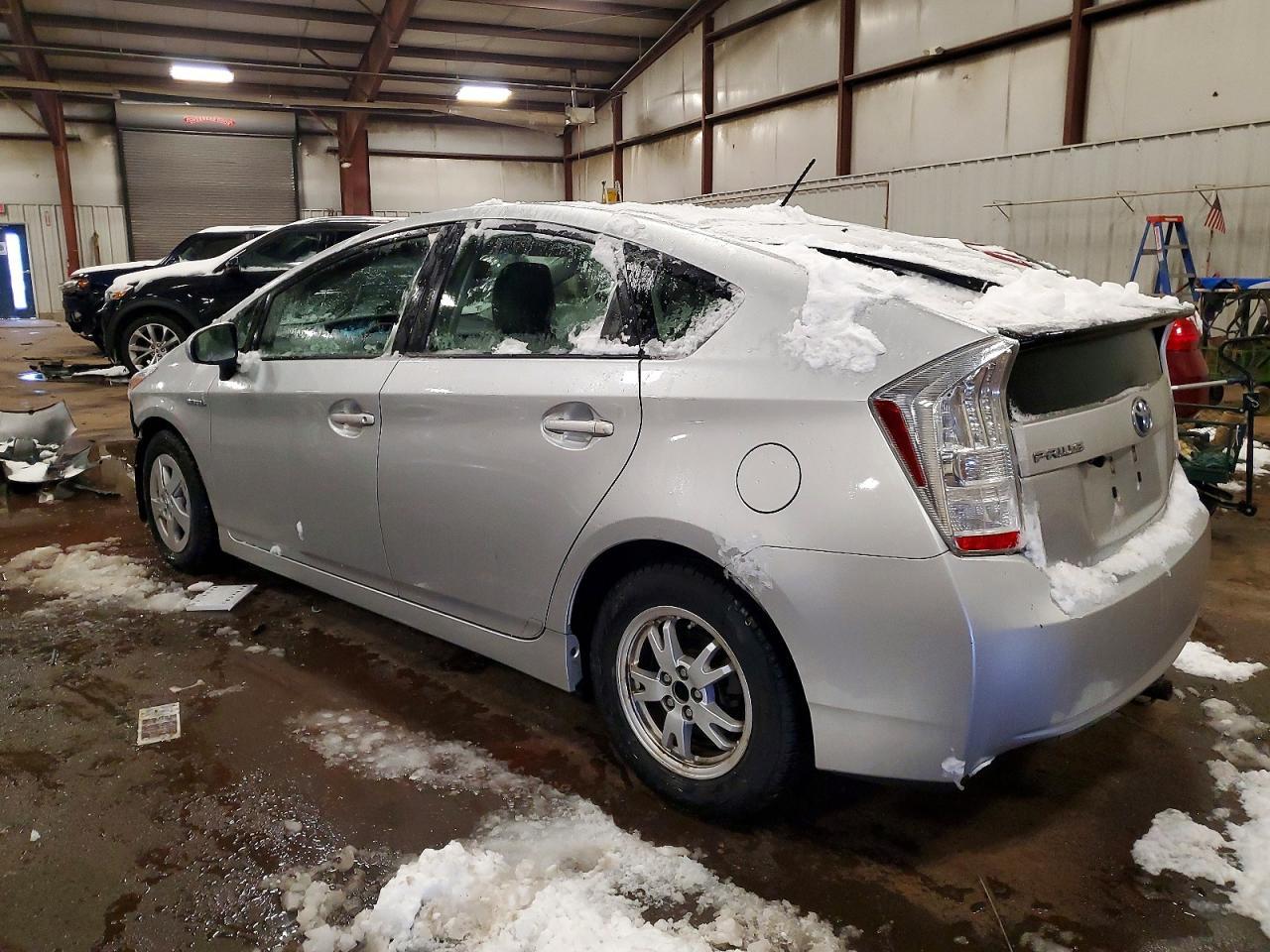 2011 TOYOTA PRIUS