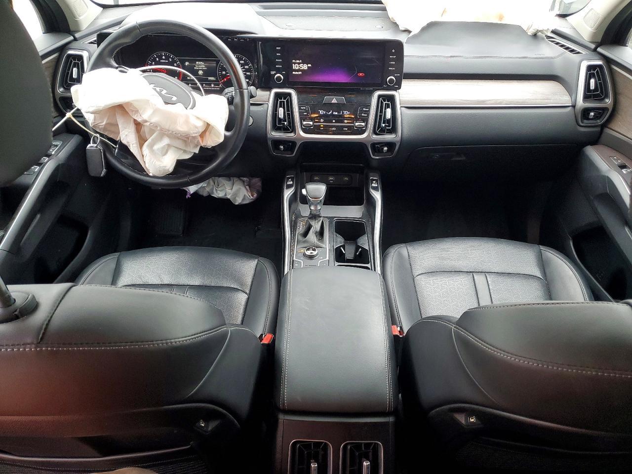 2022 KIA SORENTO