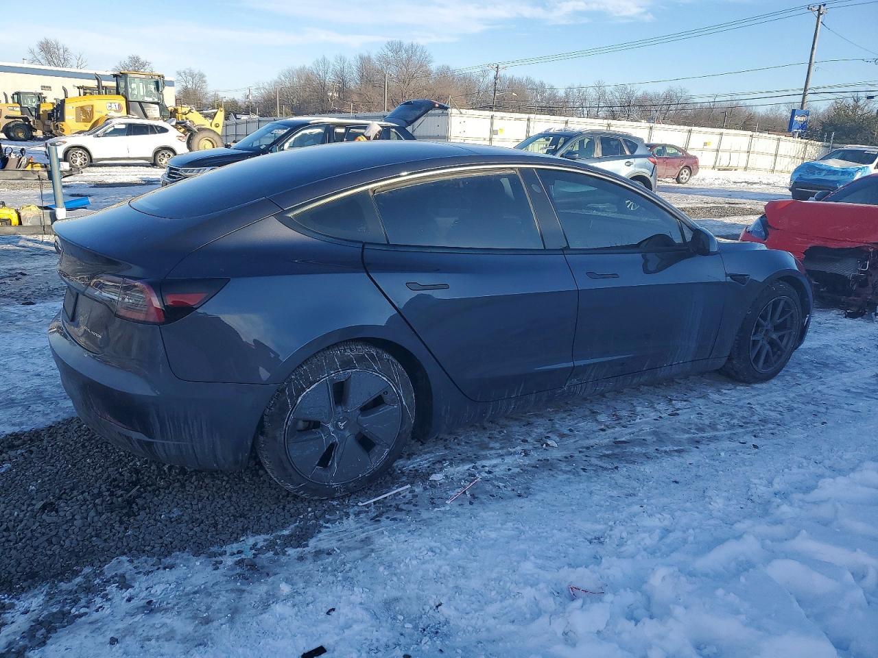 2021 TESLA MODEL 3