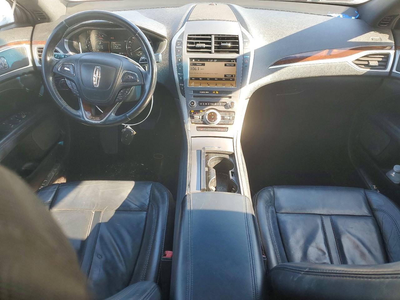 2017 LINCOLN MKZ