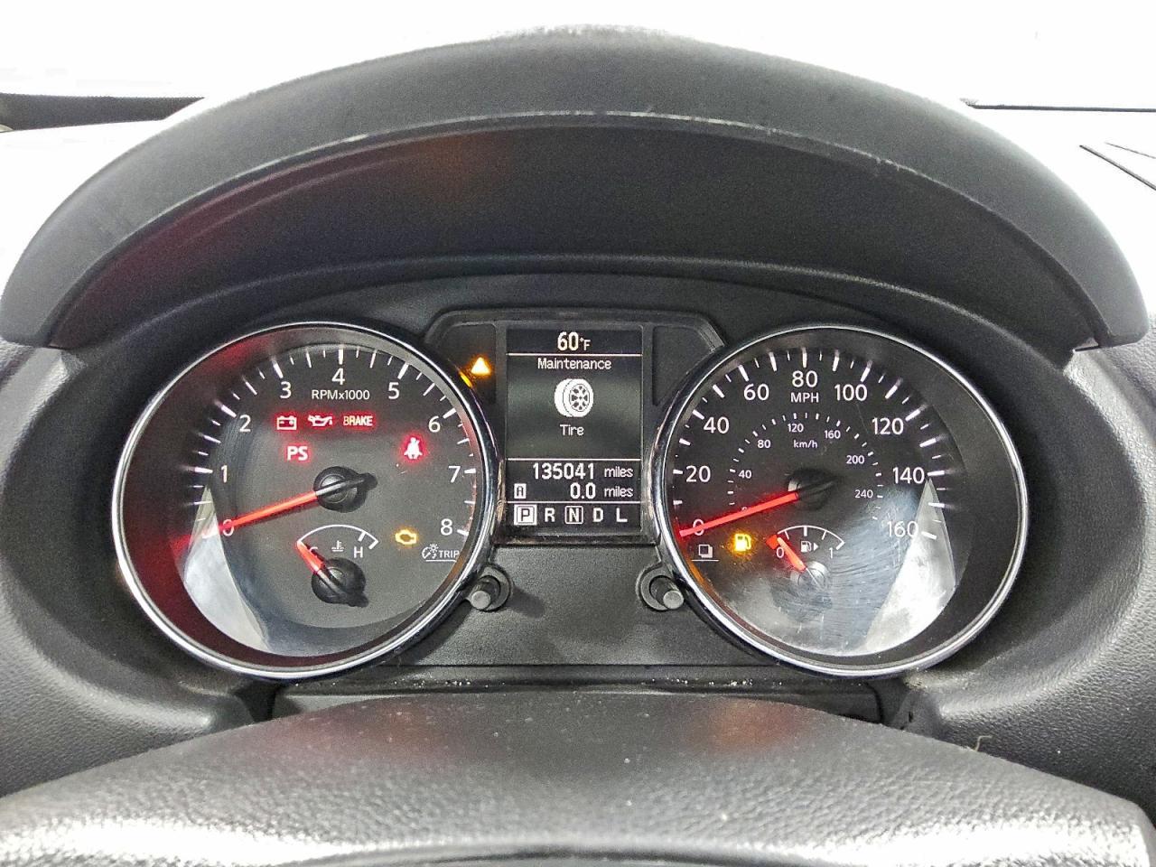 2015 NISSAN ROGUE