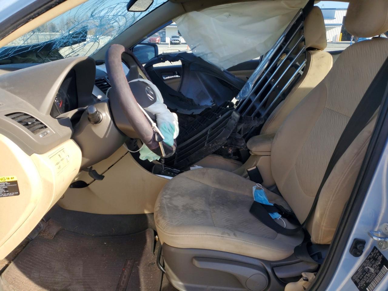 2013 HYUNDAI ACCENT