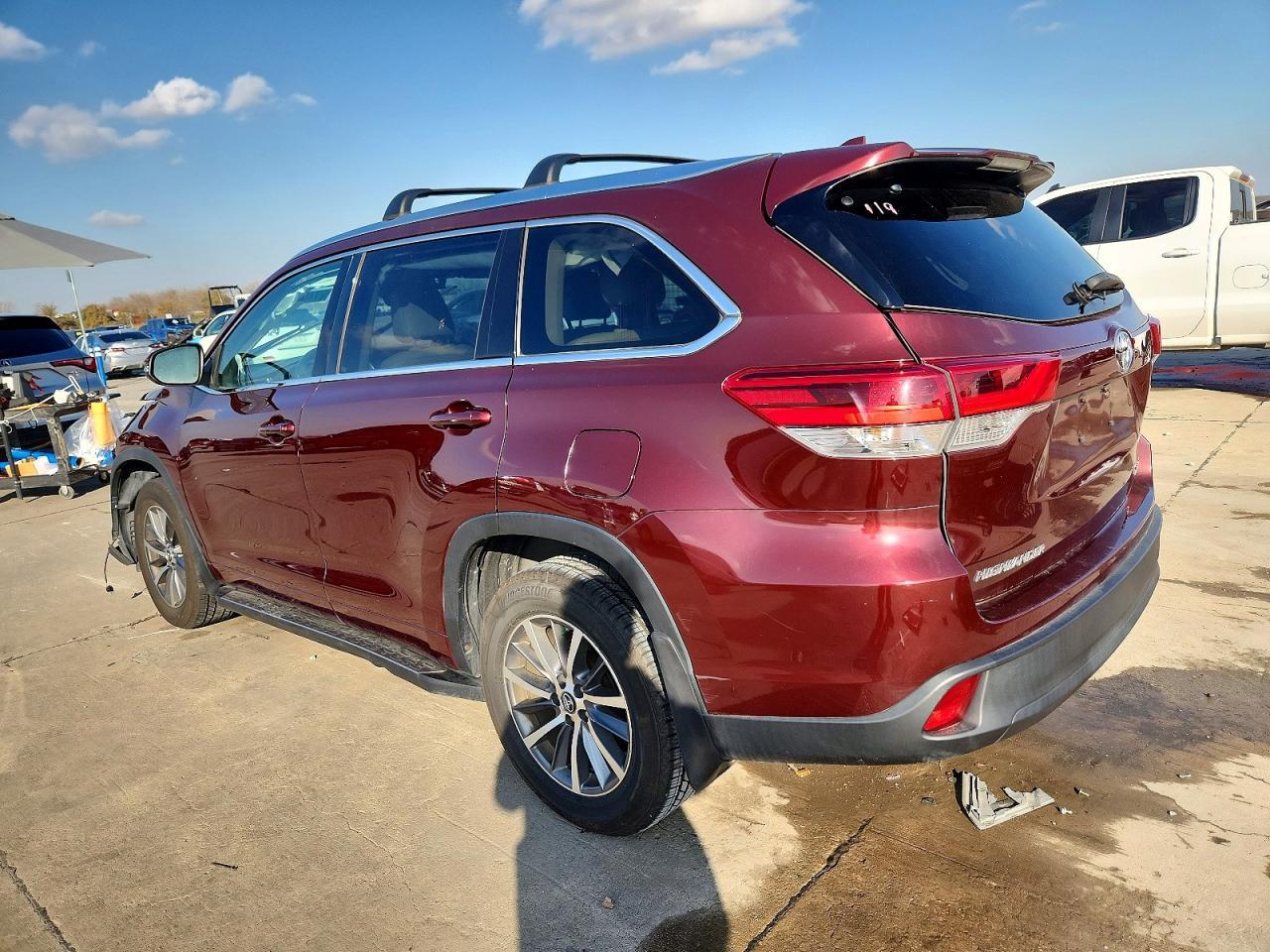 2018 TOYOTA HIGHLANDER