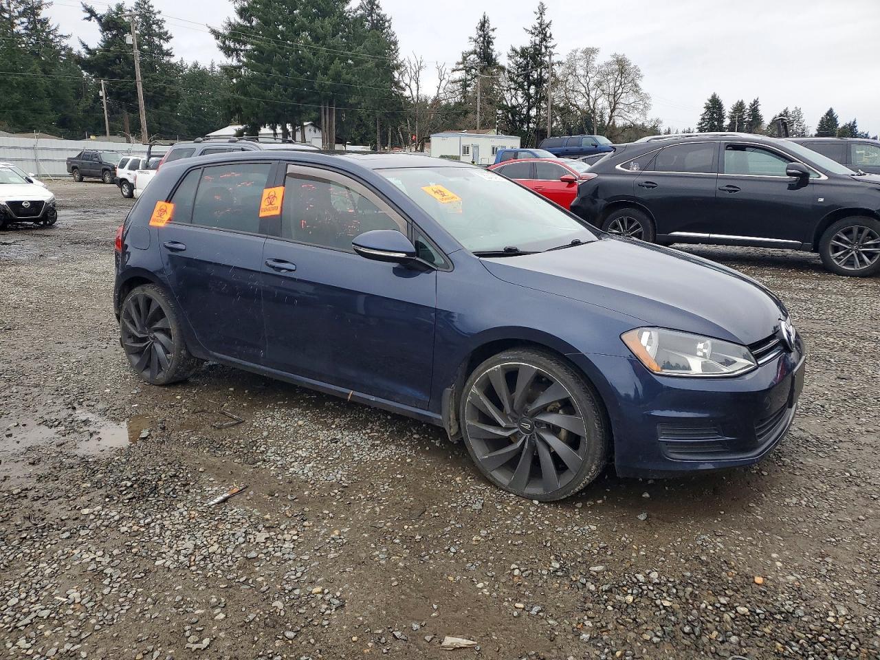 2016 VOLKSWAGEN GOLF