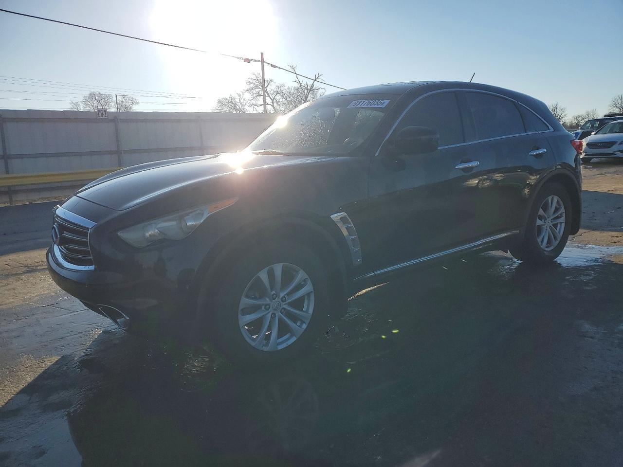 2012 INFINITI FX35
