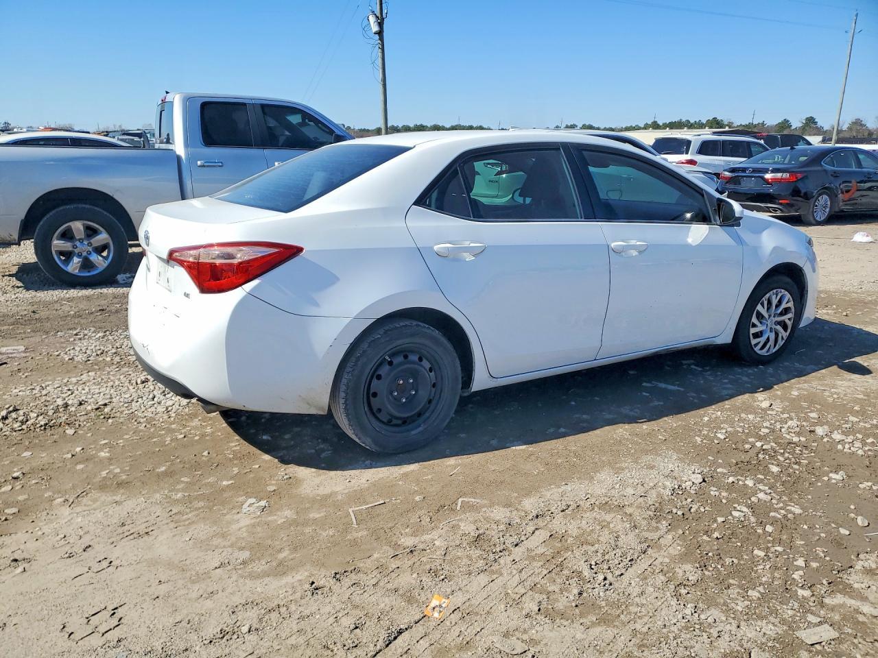 2018 TOYOTA COROLLA