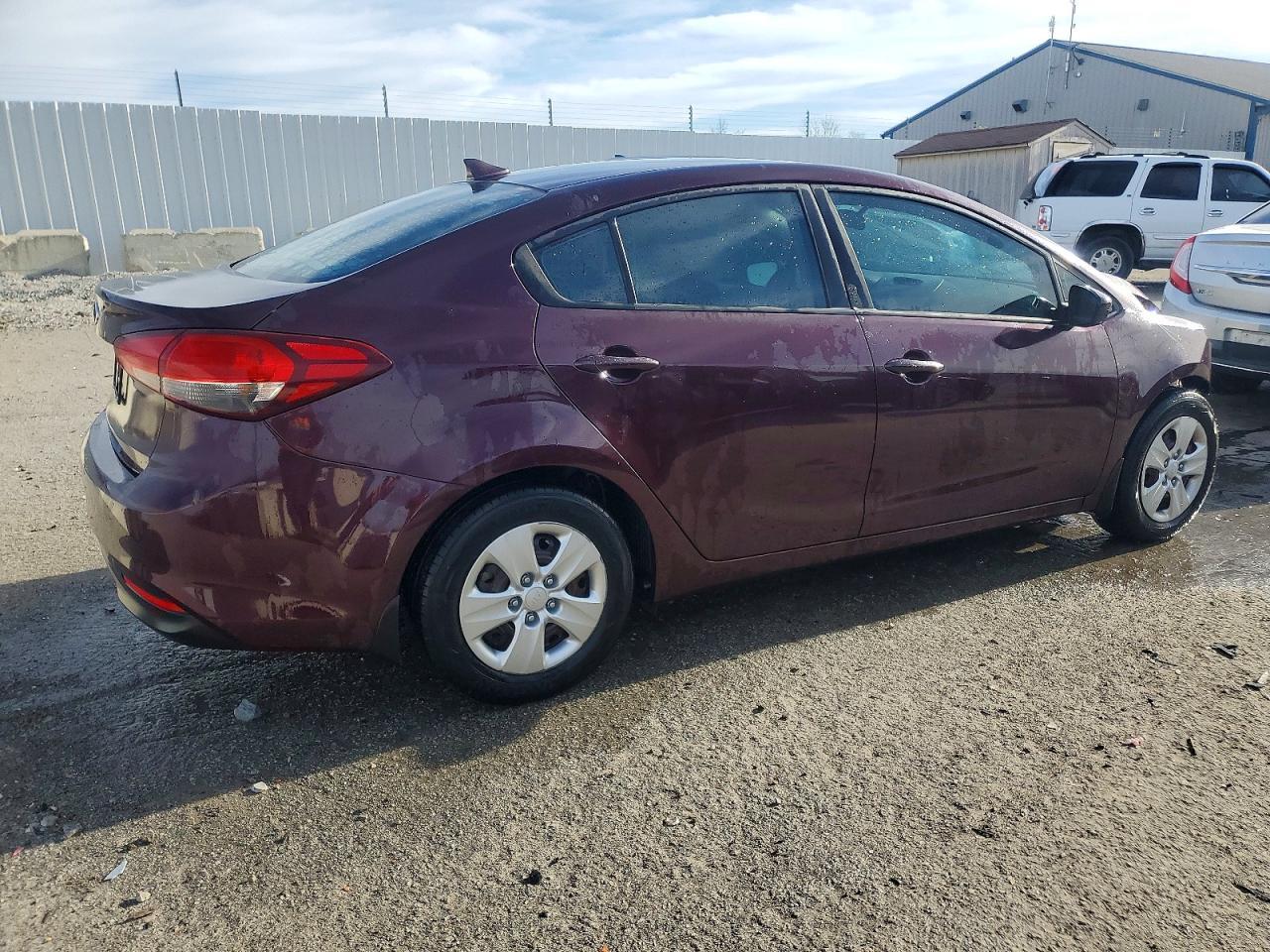 2017 KIA FORTE