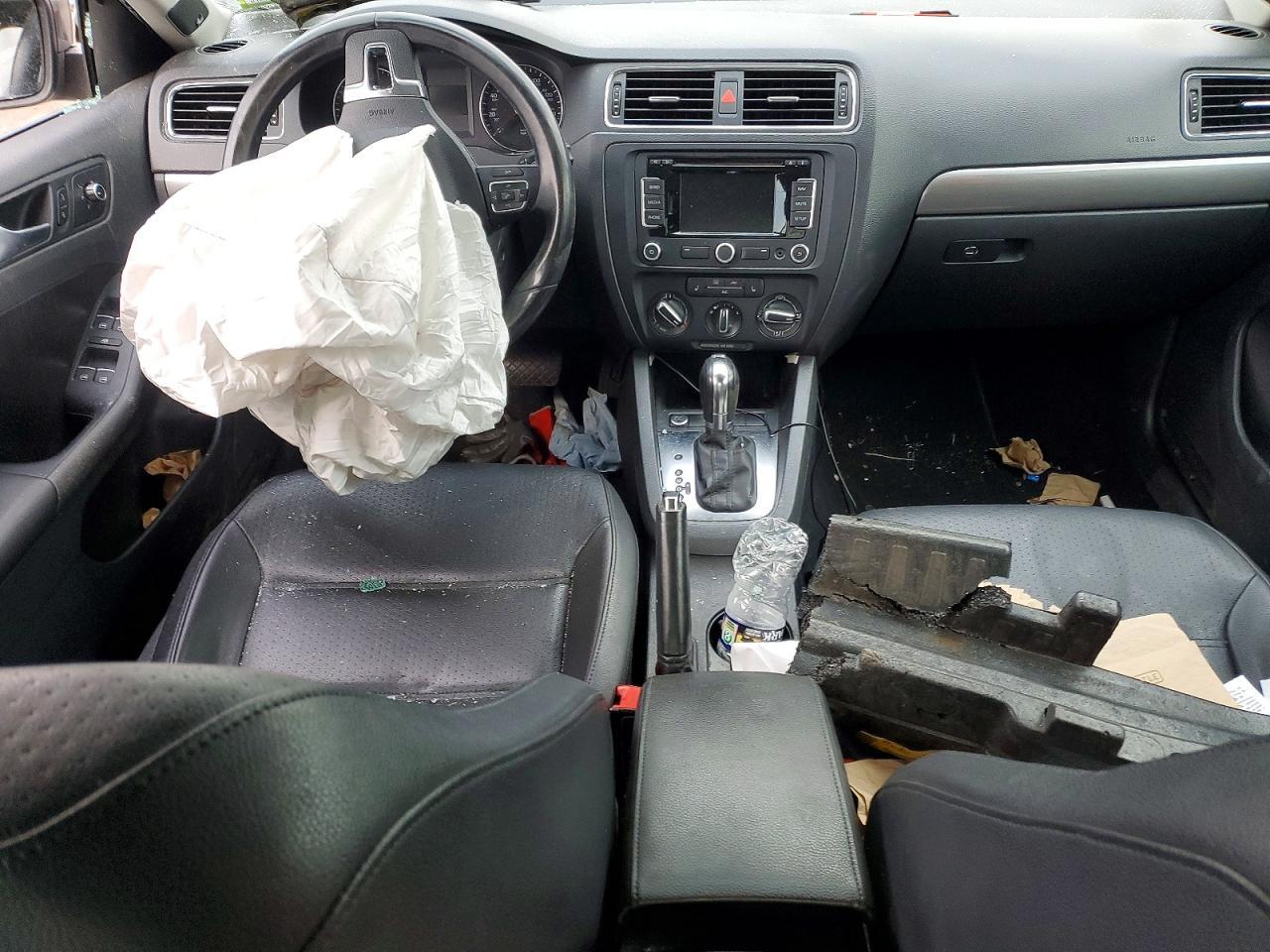 2013 VOLKSWAGEN JETTA