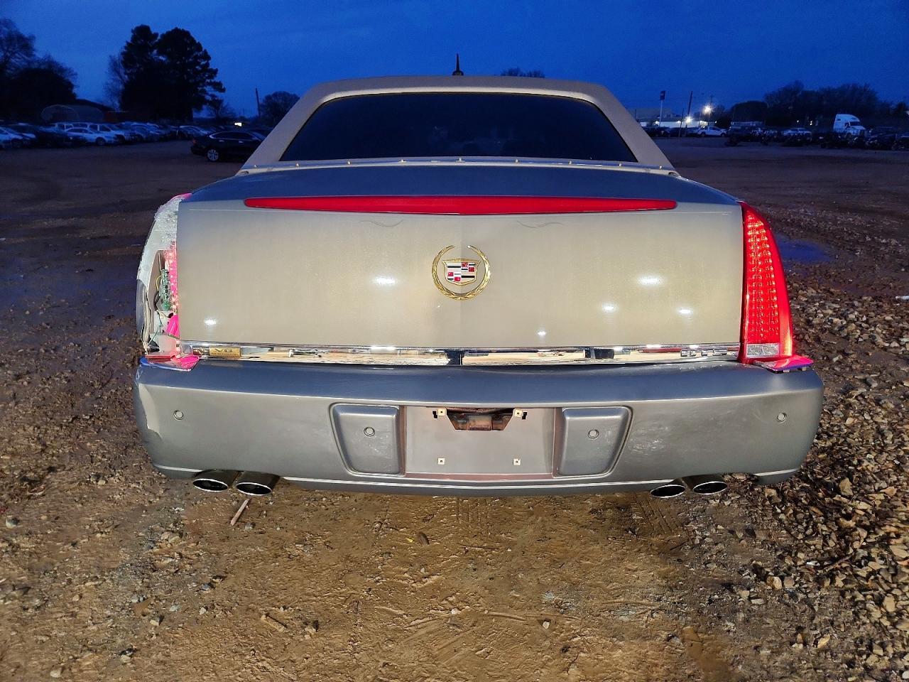 2006 CADILLAC DTS